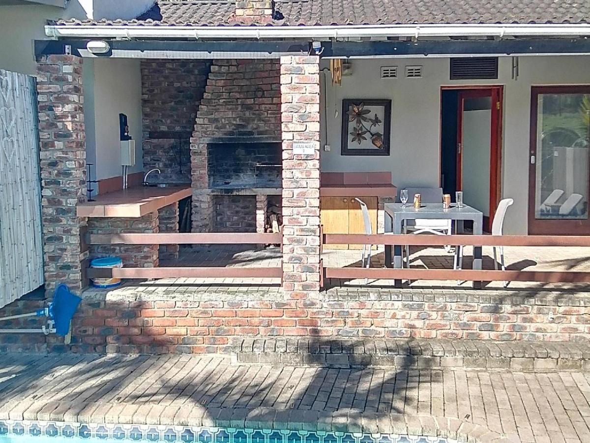 Farm View Guest House Източен Лондон Екстериор снимка
