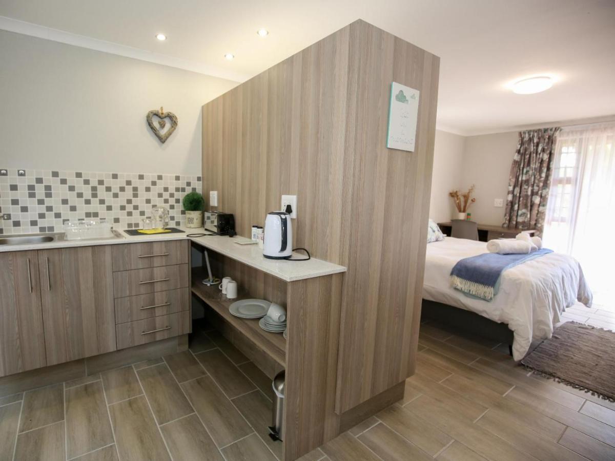 Farm View Guest House Източен Лондон Екстериор снимка