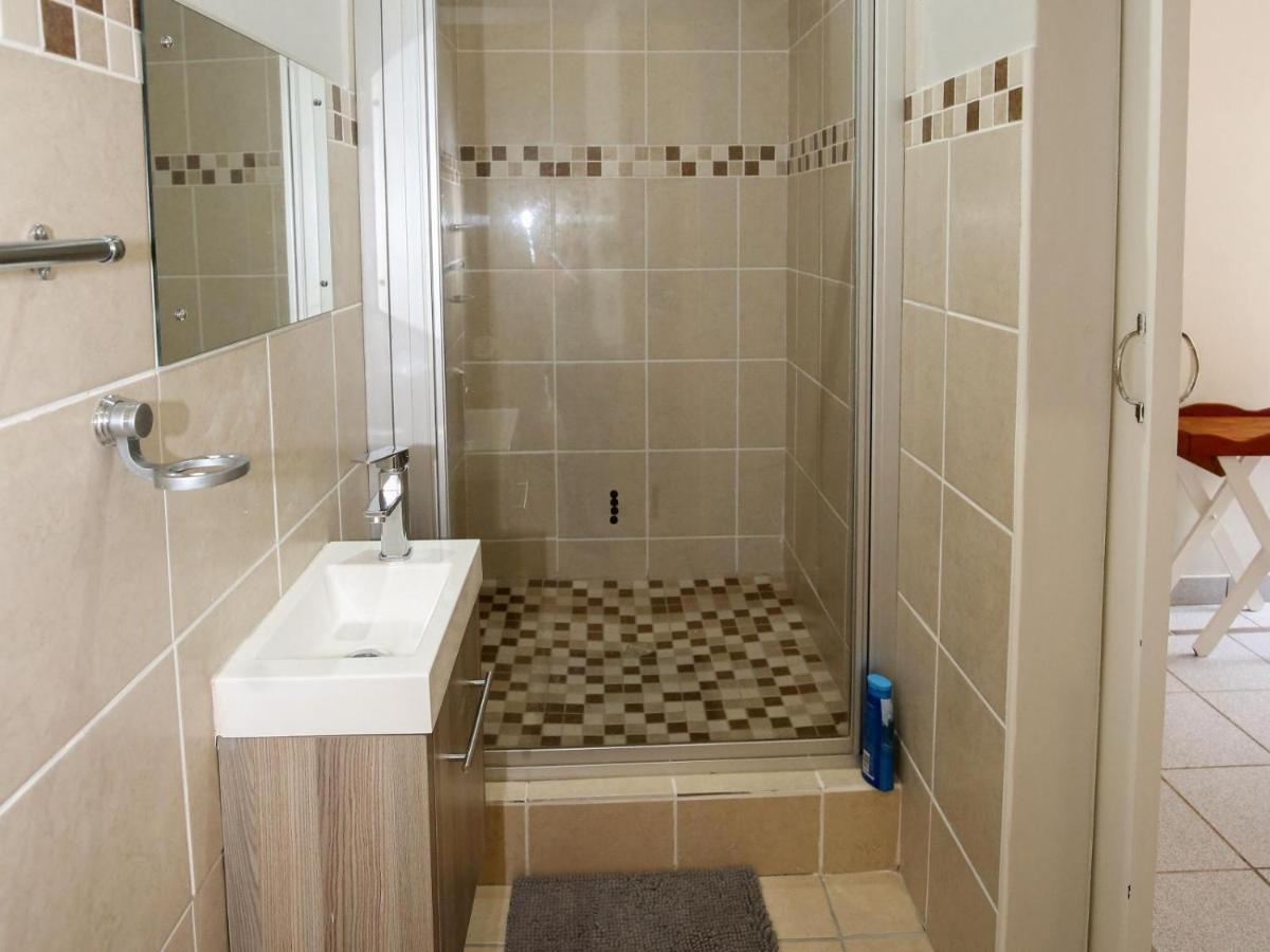 Farm View Guest House Източен Лондон Екстериор снимка