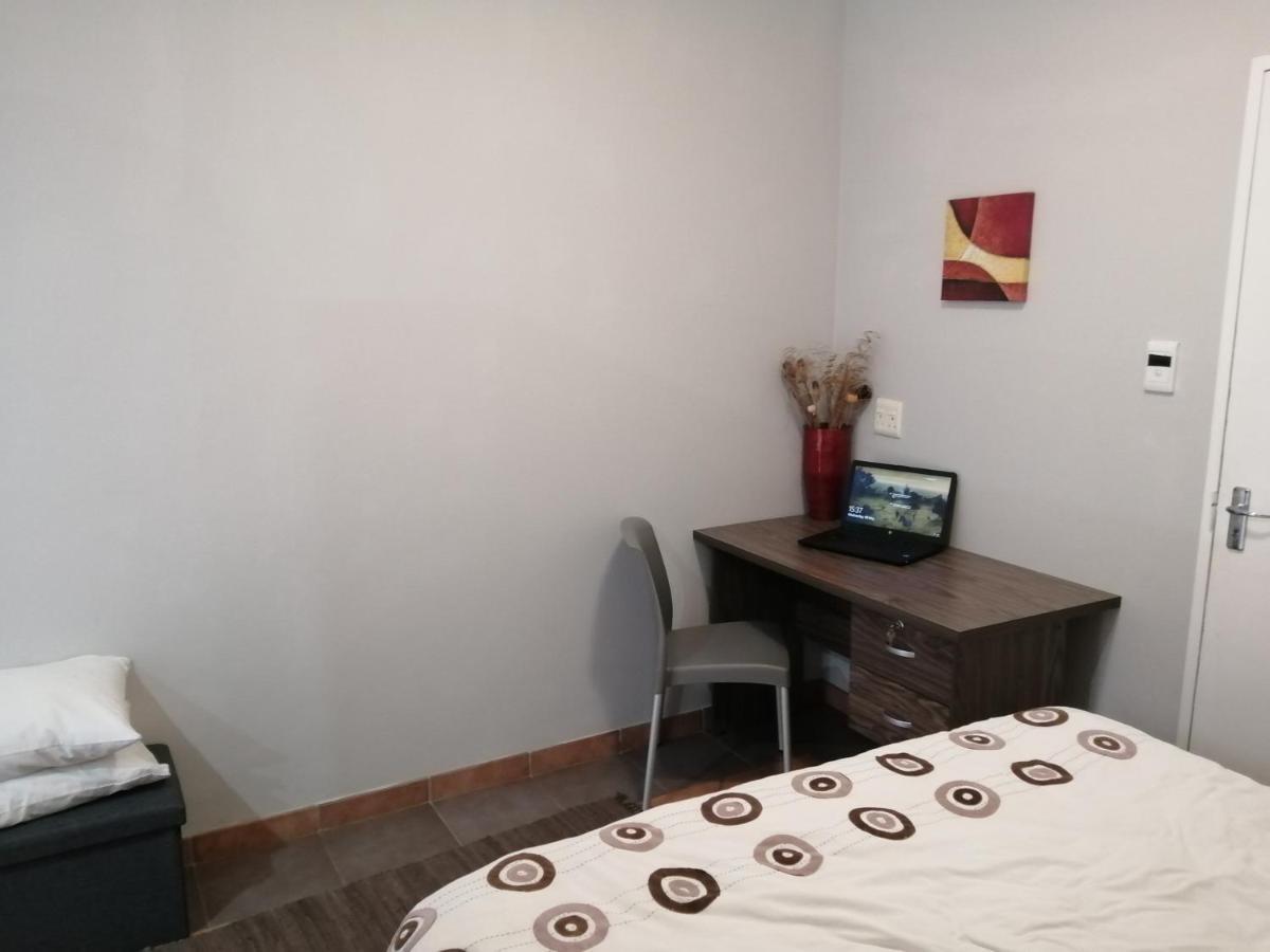 Farm View Guest House Източен Лондон Екстериор снимка