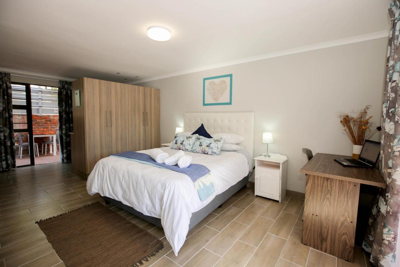 Farm View Guest House Източен Лондон Екстериор снимка